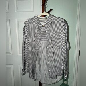 American Eagle Outfitters Black and White Striped Shirt